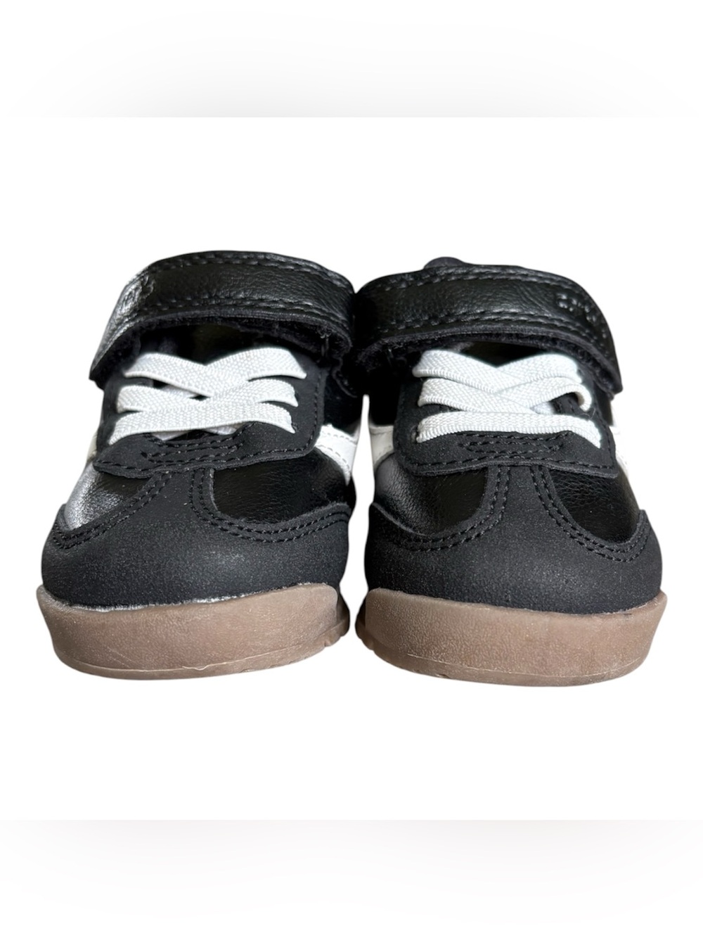 Carter's Classic Black/White Hook & Loop Low Top Sneakers US 5